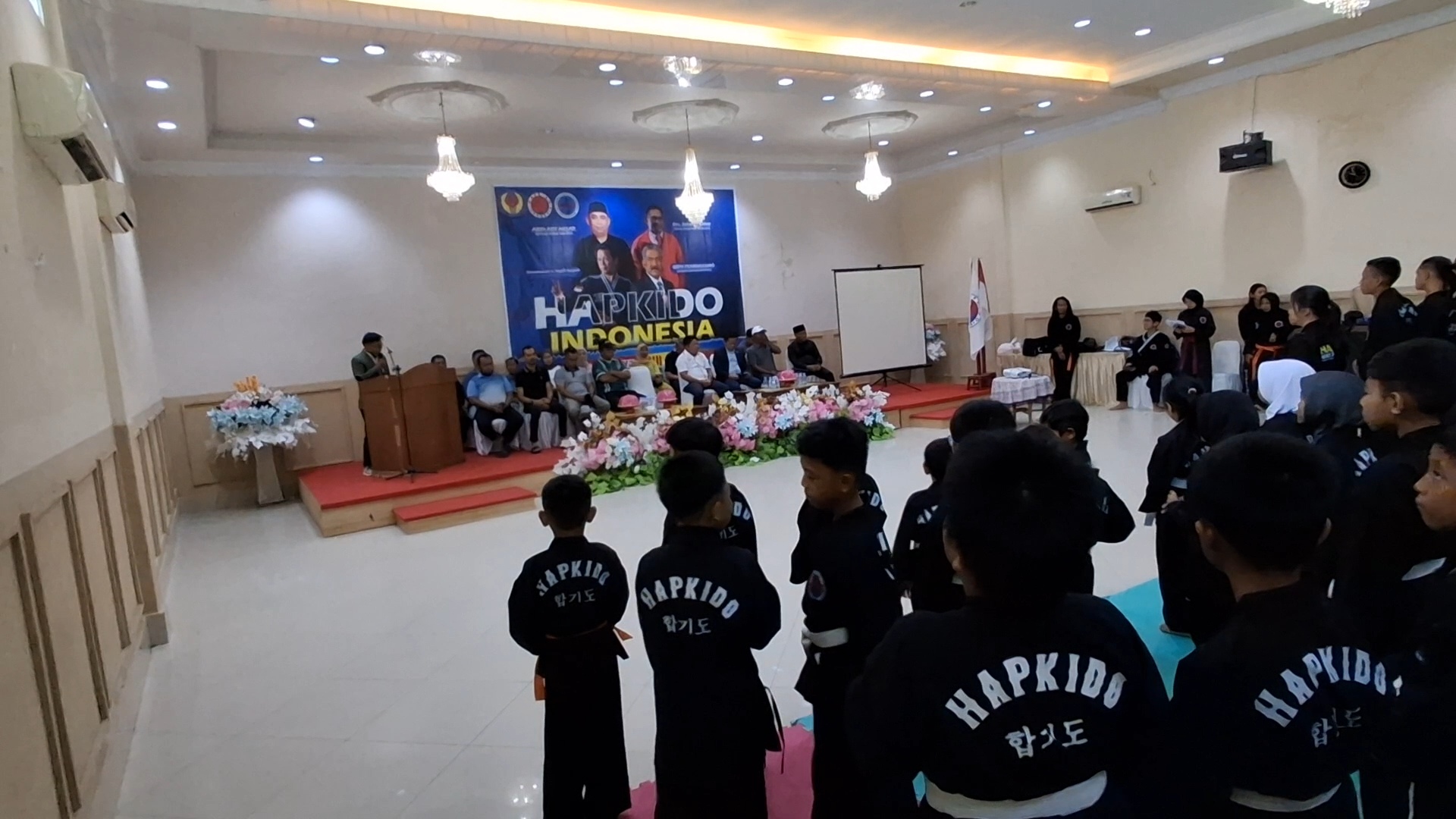 Hadirkan Grandmaster V, Hapkido Sultra Gelar Short Class Diikuiti 80 Atlet hingga Calon Pelatih